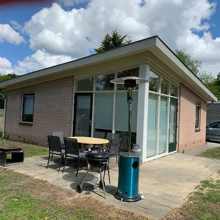 Holiday home Veenwaterhuisje 3-1
